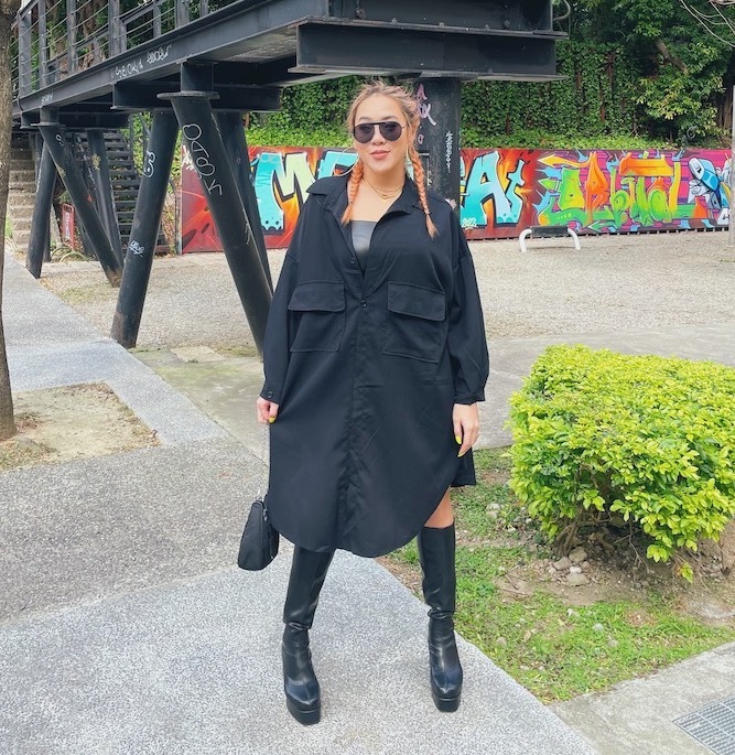 黑色工裝OVERSIZE罩衫