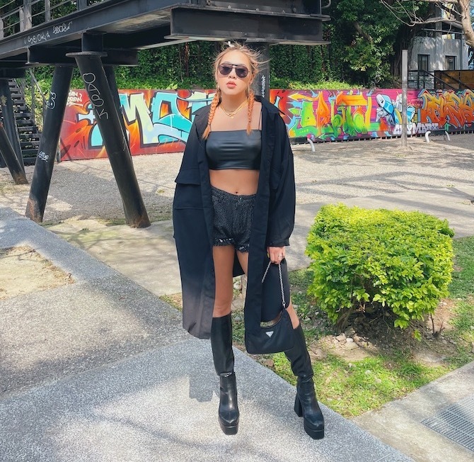 黑色工裝OVERSIZE罩衫