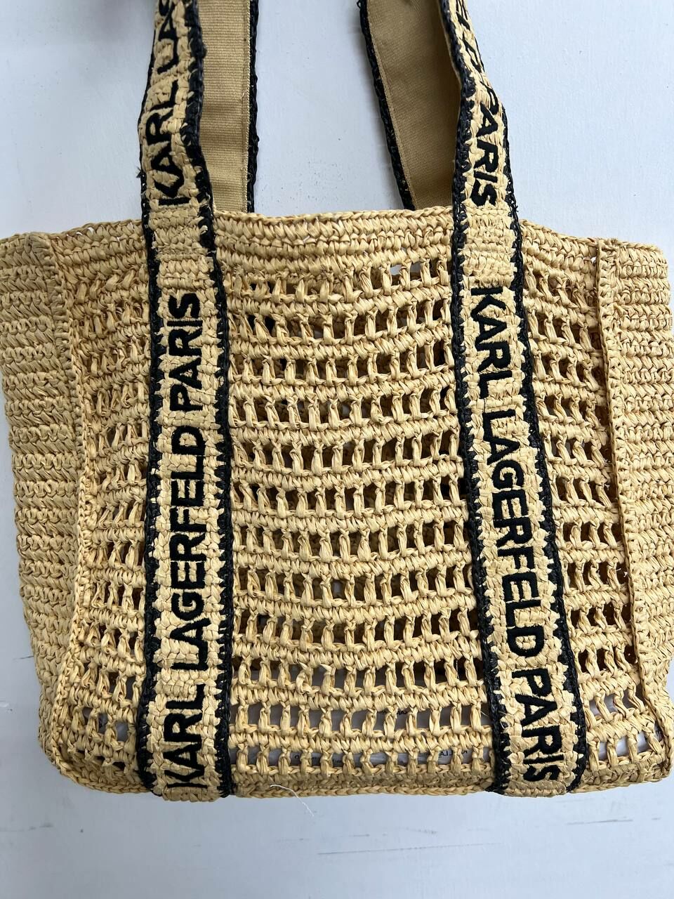 [S] KARL LAGERFELD LH3AL2DF ANTIBES STRAW LOGO STRAP TOTE,NATURAL/BLACK, 196788568280 (SKL1068)