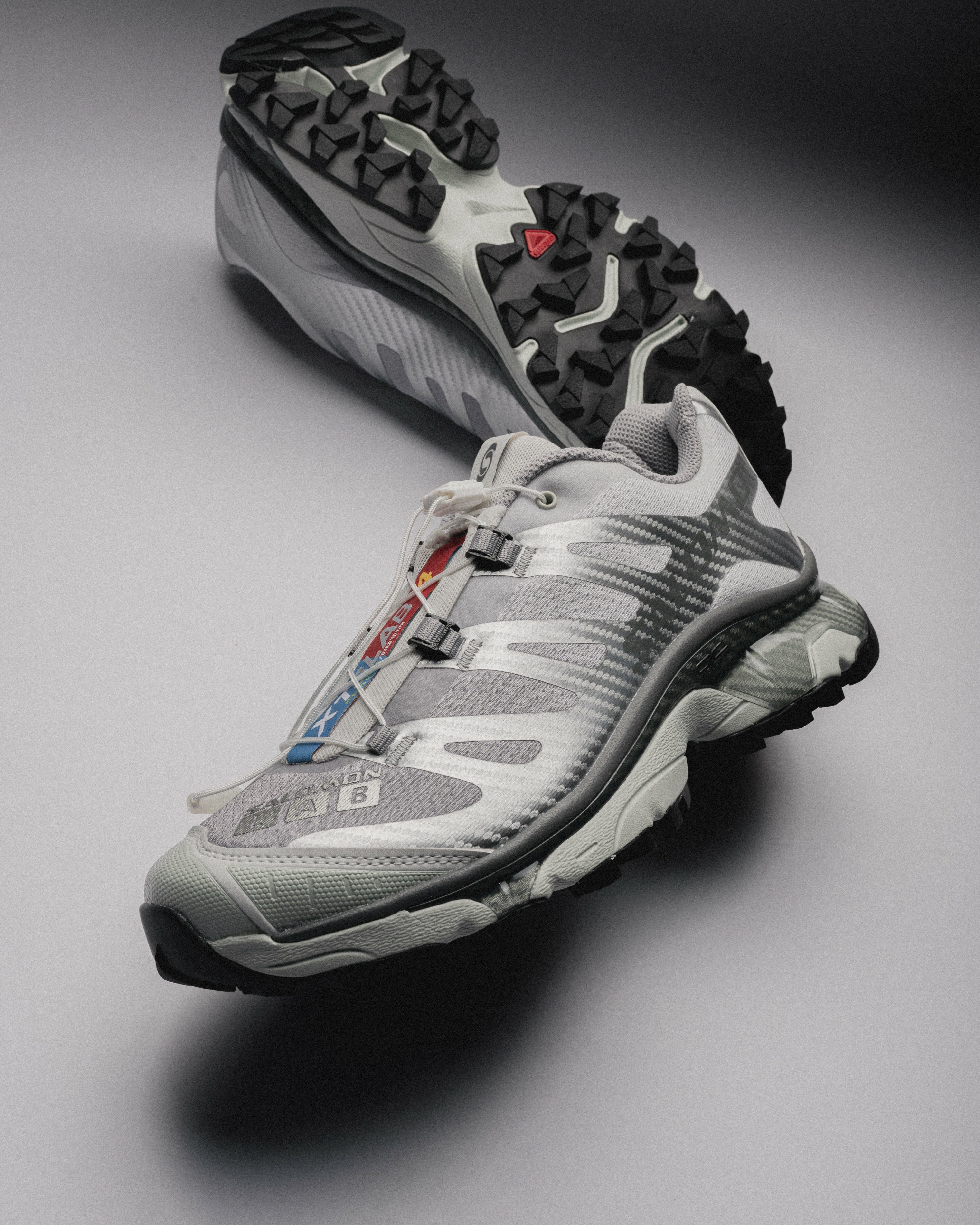 【新品未使用】SALOMON XT-4 Advanced Silver/GR Salomon XT-4 OG - Silver / L47568400 / Shoes Sneakers