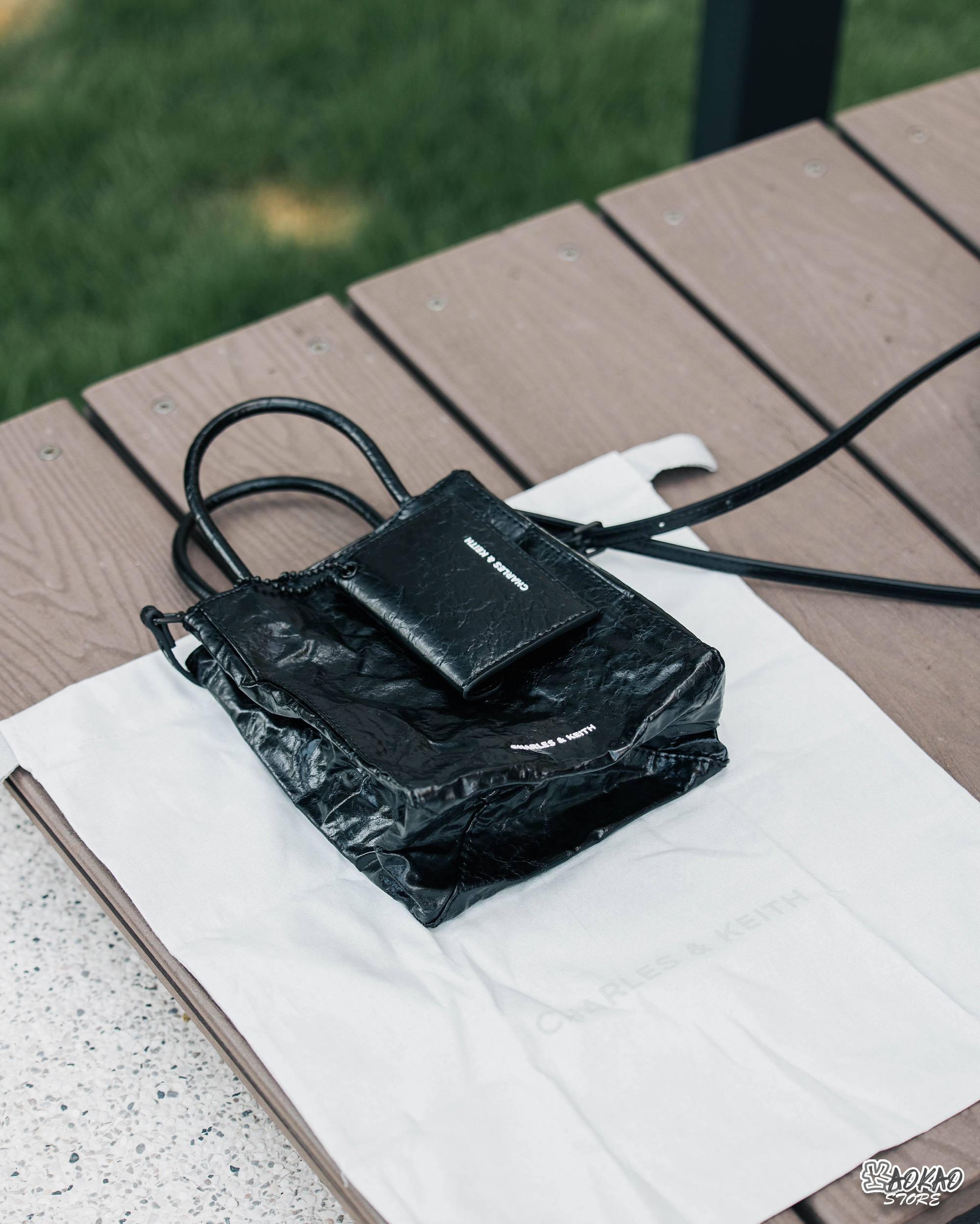 Charles&Keith 皺褶手提包 小包 側背包 黑 奶油 銀 小CK CK