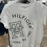 [S] TOMMY HILFIGER BLOWN-OUT LOGO T-SHIRT [FINAL SALE],MILKY WAY, 76J4931-110 (STH693)