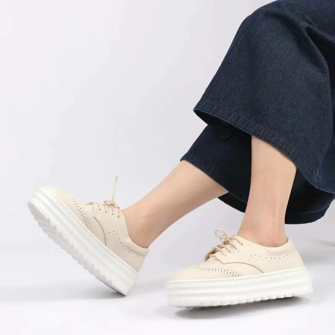 百搭英倫牛皮鬆糕鞋