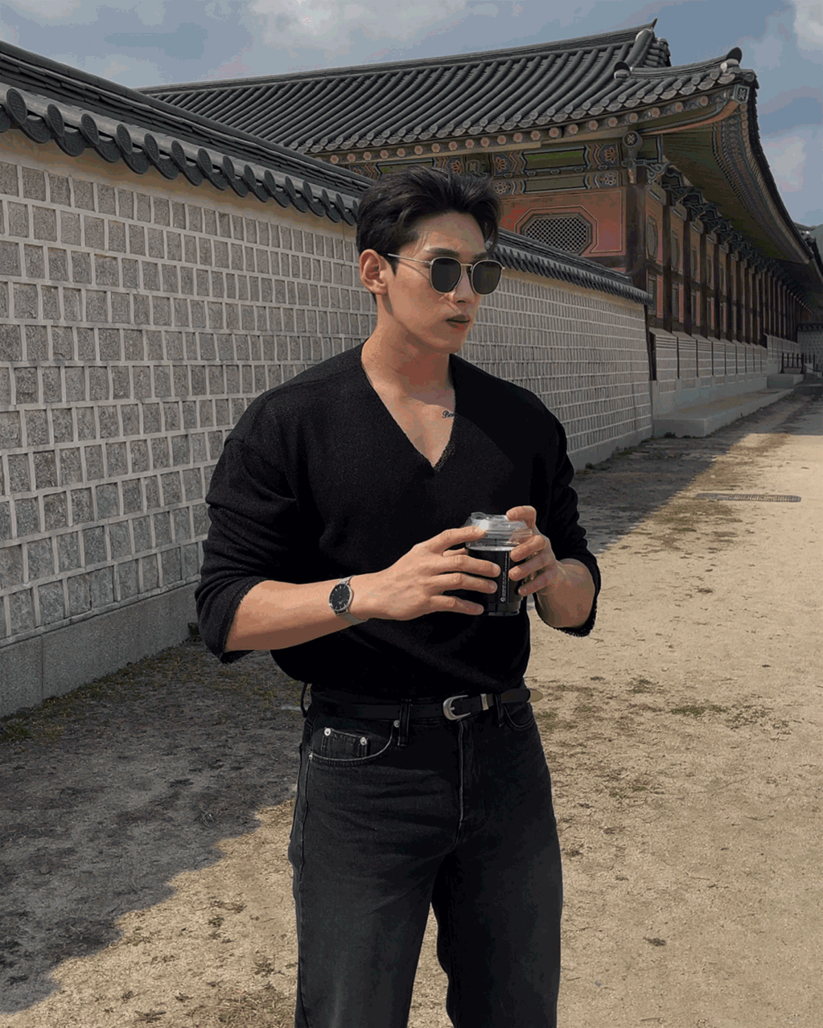 亞麻V領剪邊長袖T恤