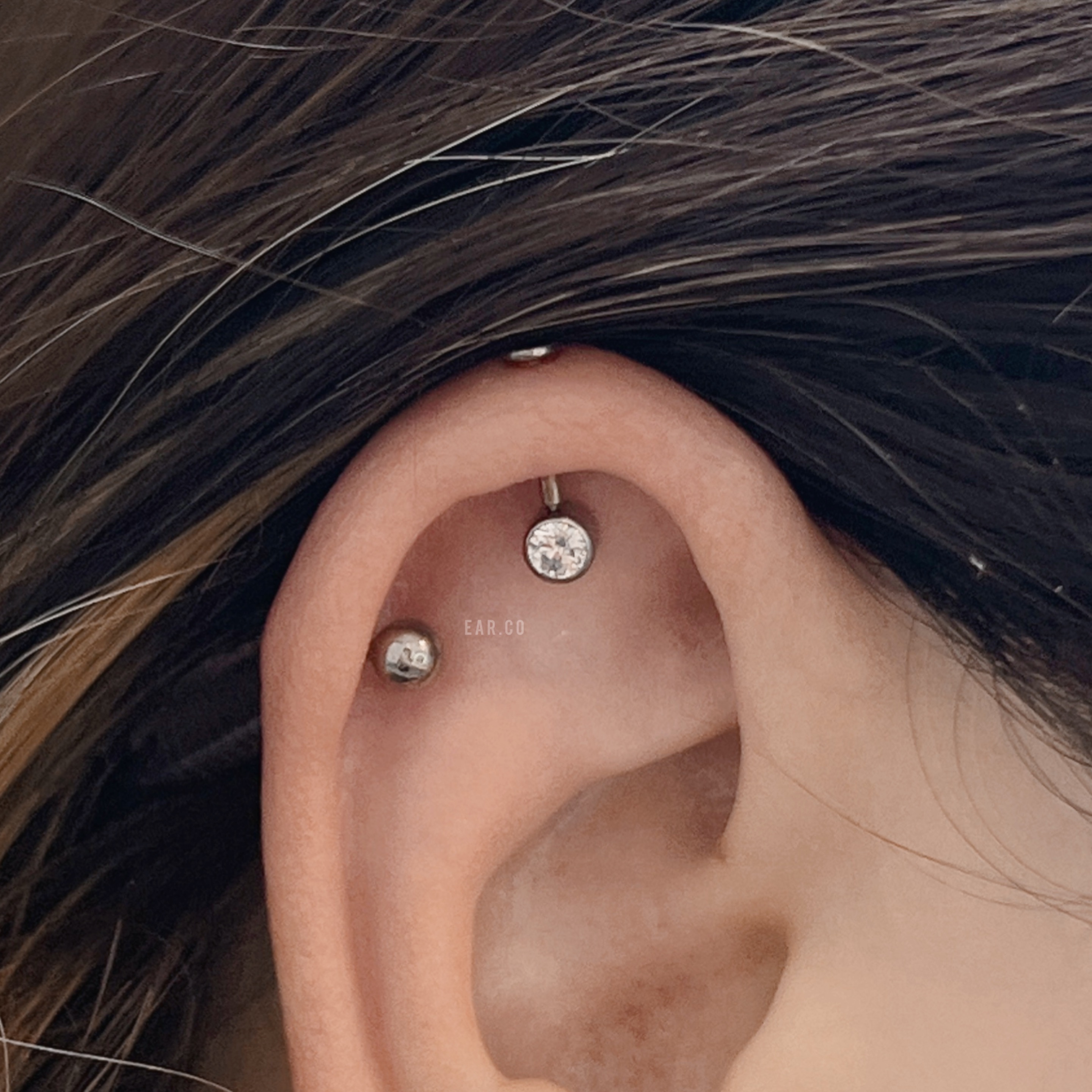 包邊正面閃石平頭耳骨釘 [G23 Titanium]