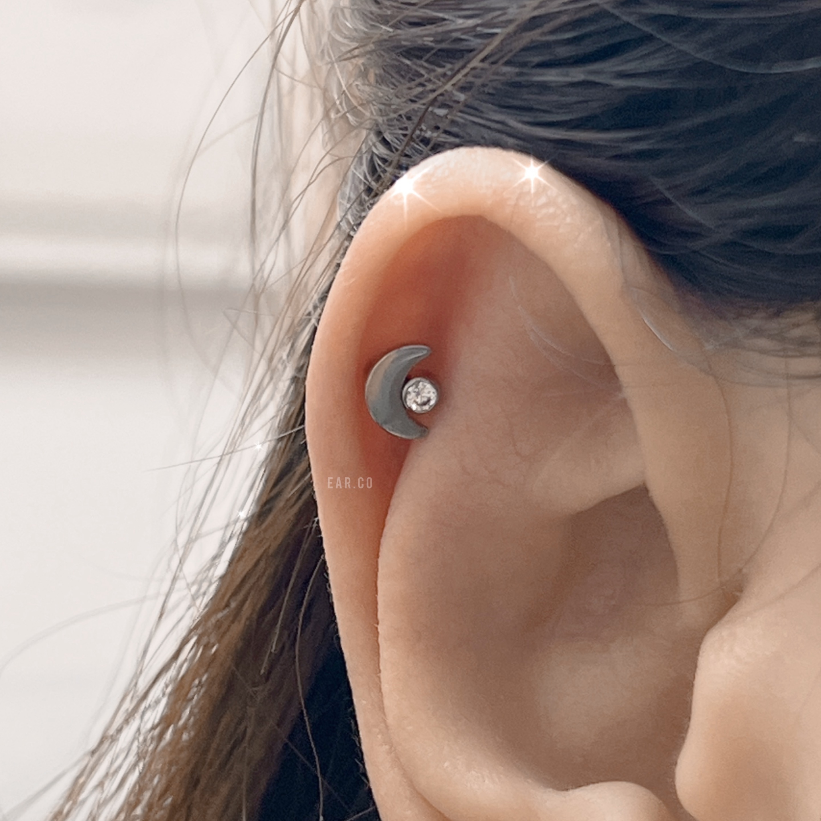 月亮閃石平頭耳門/耳珠/耳骨釘 [G23 Titanium]