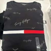 [S] TOMMY HILFIGER SIGNATURE FLAG STRIPE LOGO T-SHIRT,BLACK, 78JA523-001 (STH712)