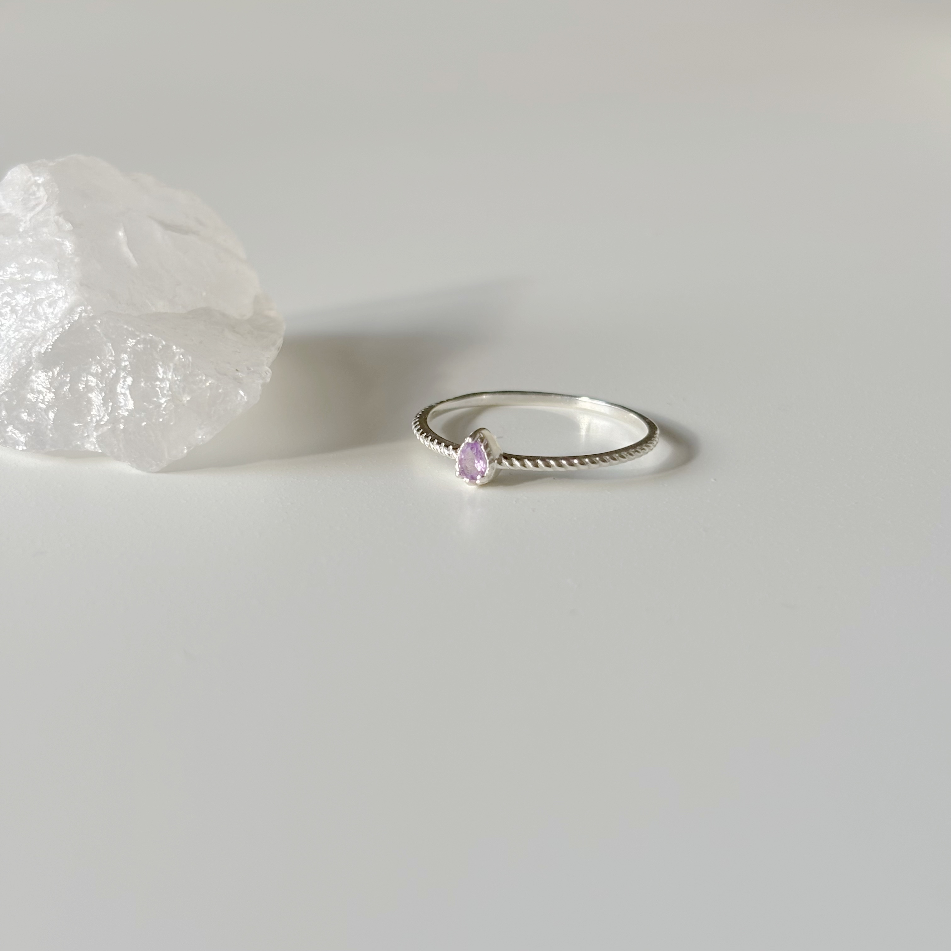 巴洛克水滴紫水晶戒指