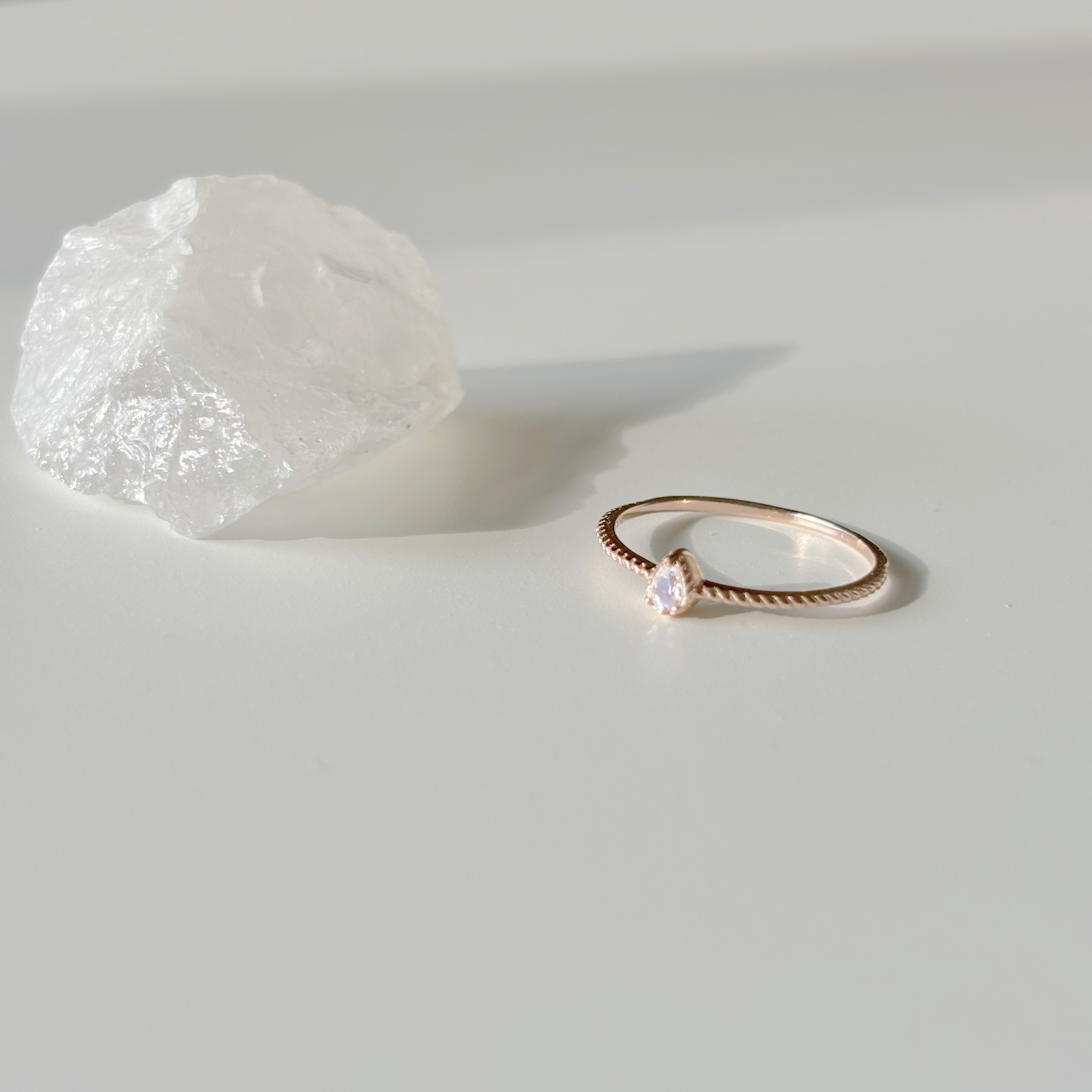 巴洛克水滴月光石戒指