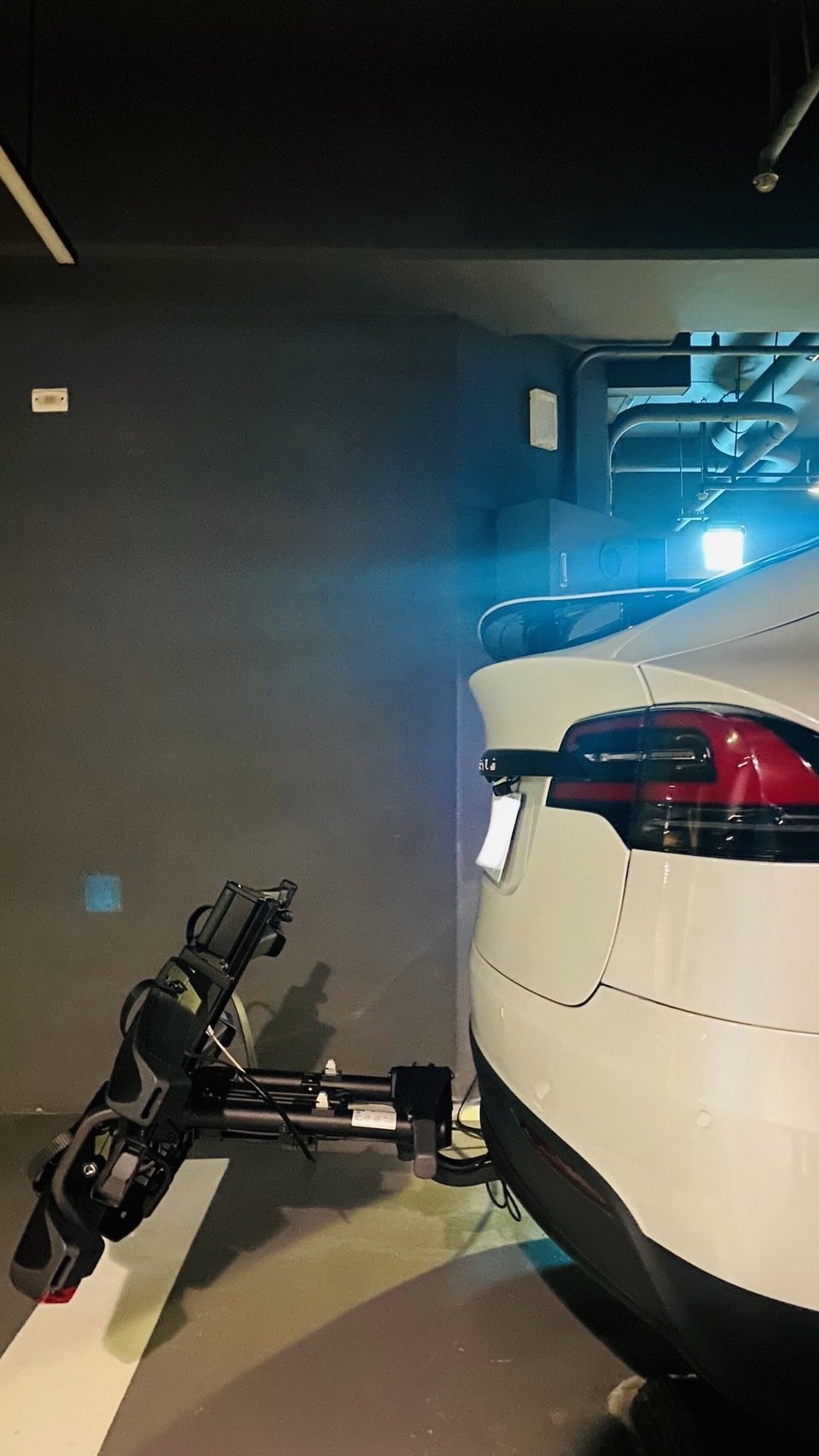 THULE Epos 2台份 TESLA MODELX 拖車球式單車架