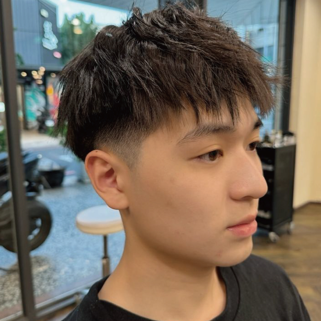 苗栗髮廊推薦美髮設計師Angle男生燙髮「渣男燙」:髮量多粗硬髮燙髮後照片