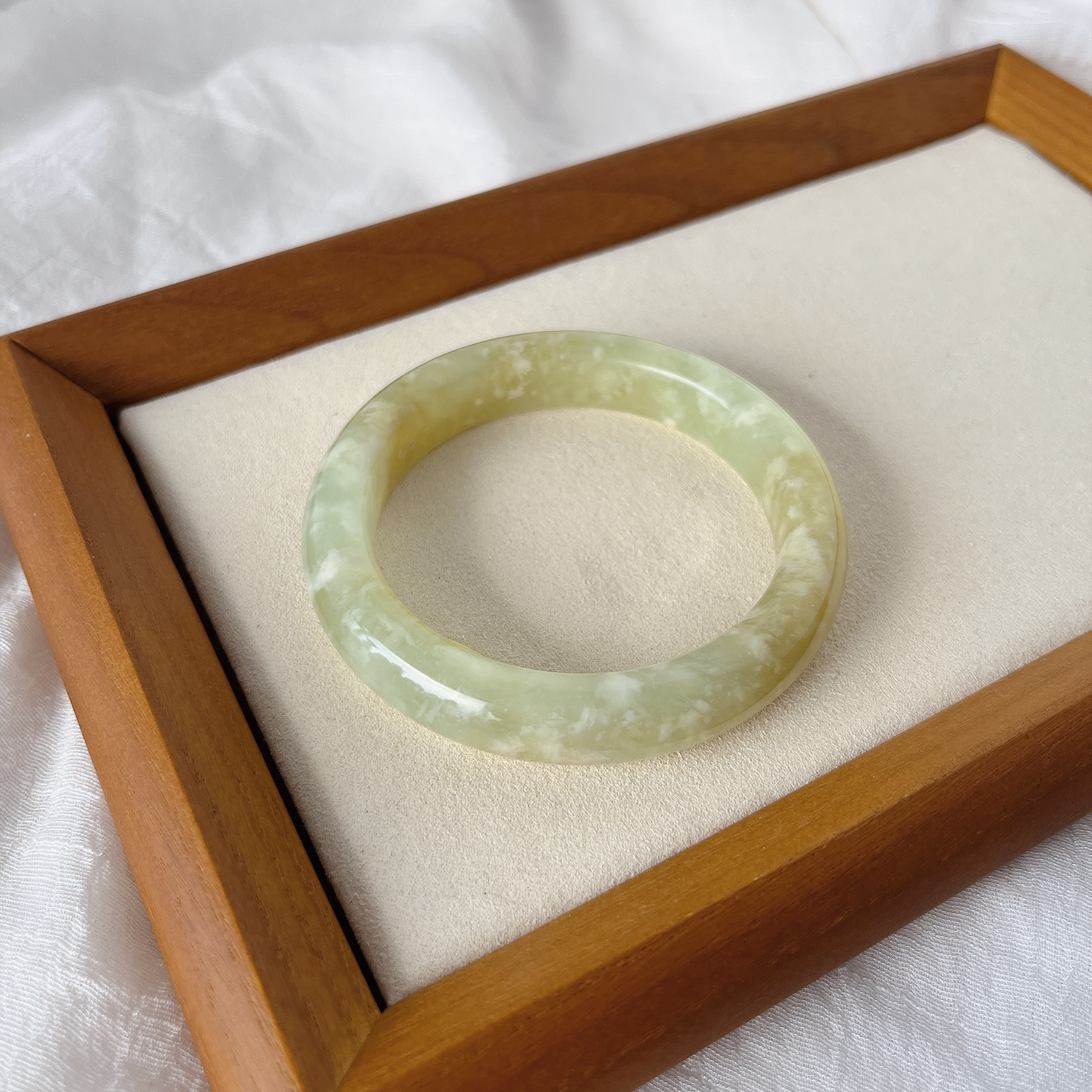 岫玉．青檸牛奶花平安鐲