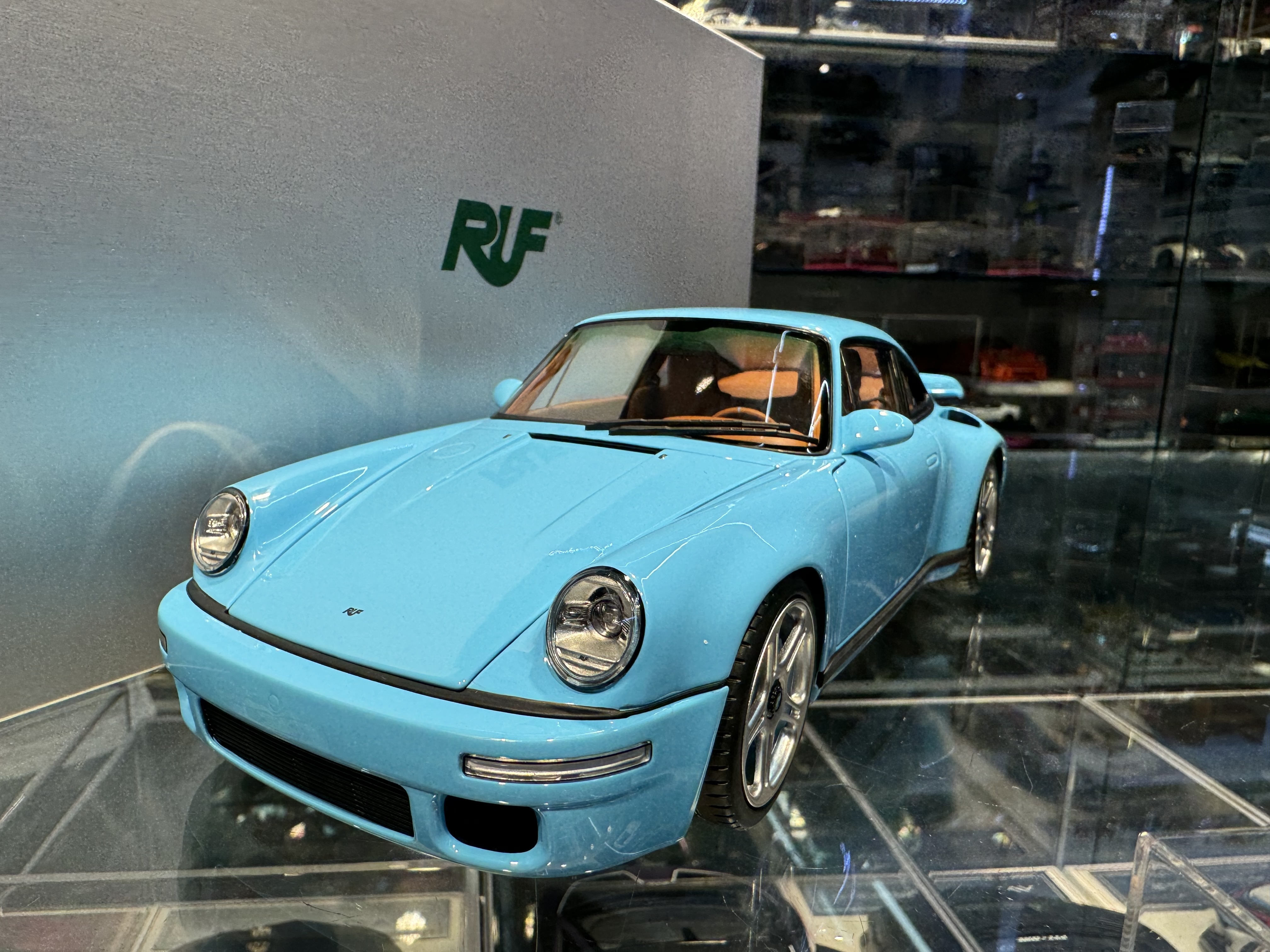 【ALMOST REAL】限定504台 RUF CTR 2017 Blue ALMOST REAL】限定504台 RUF CTR 2017 Blue - メルカリ