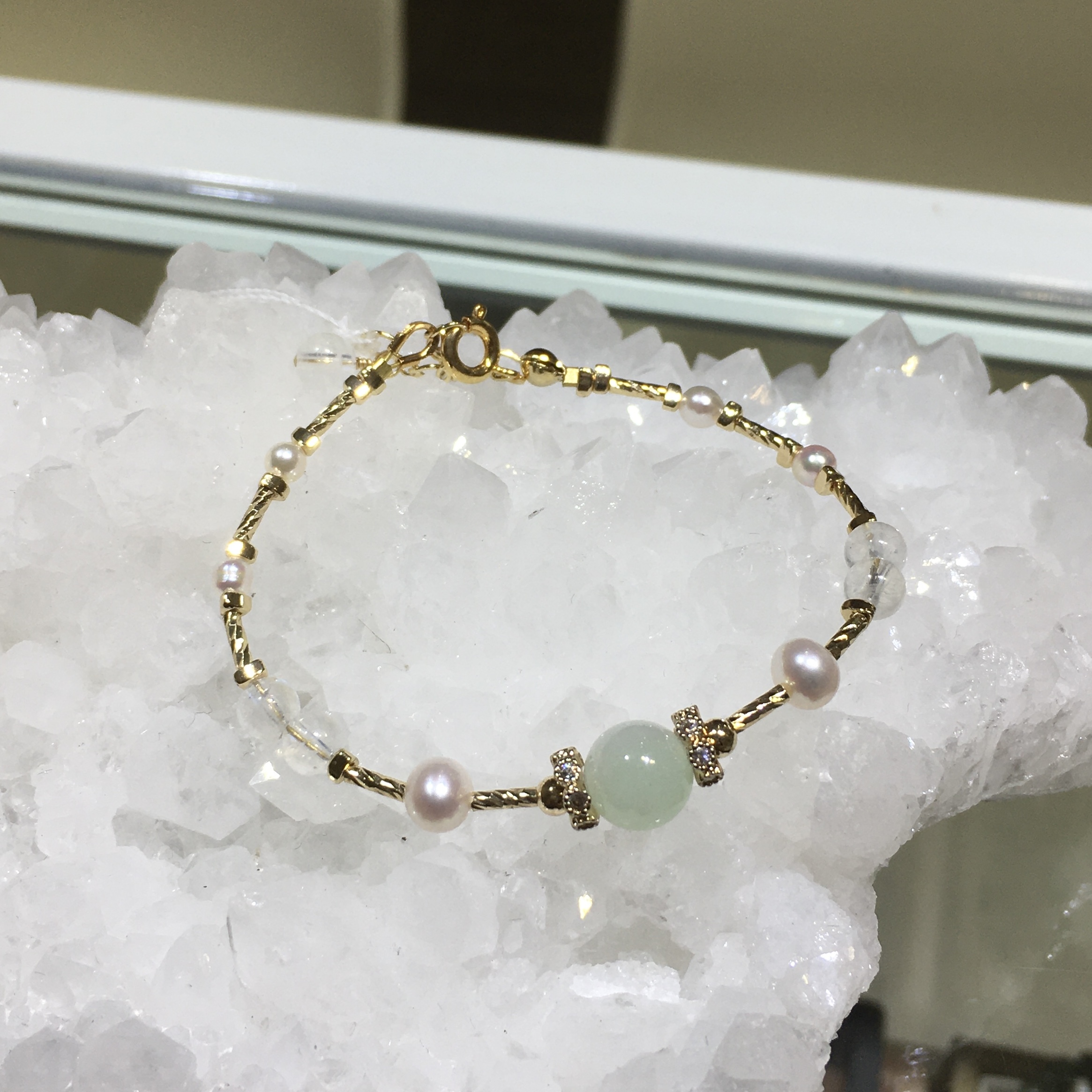 Akoya x 月亮石 x 冰白翡翠手鏈