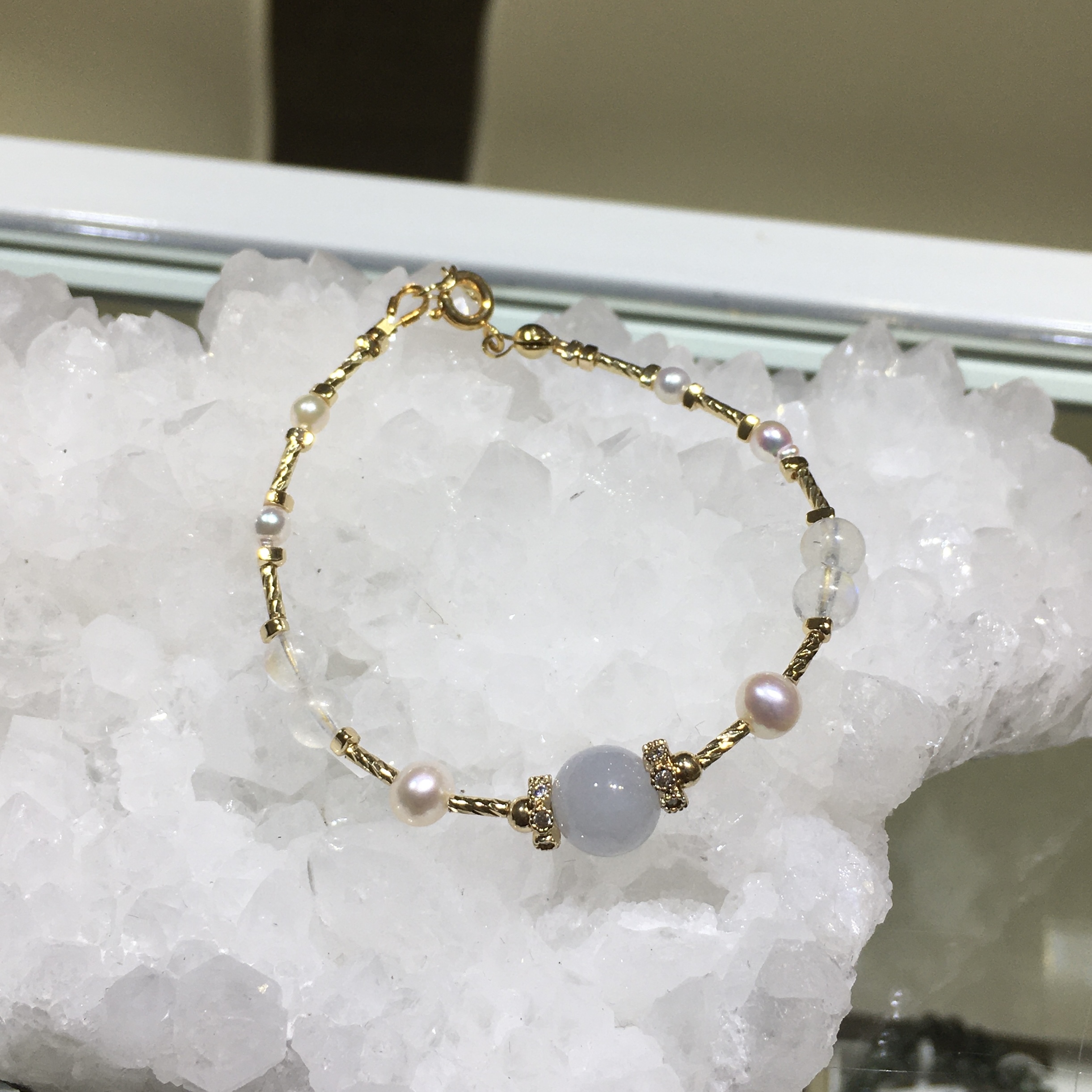 Akoya x 月亮石 x 紫羅蘭手鏈