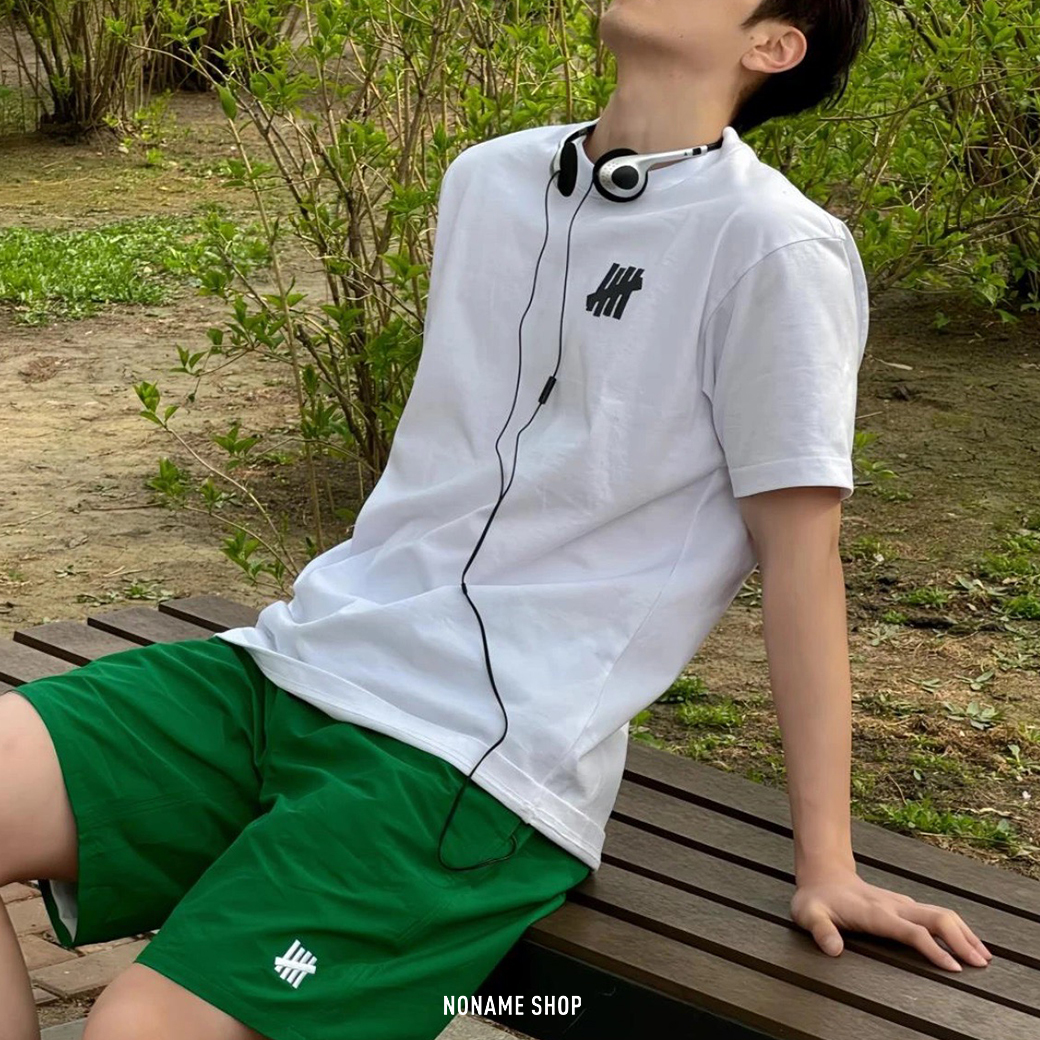 UNDEFEATED SS24 經典 LOGO 復古籃球板 塗鴉 短袖 兩色 (男款)