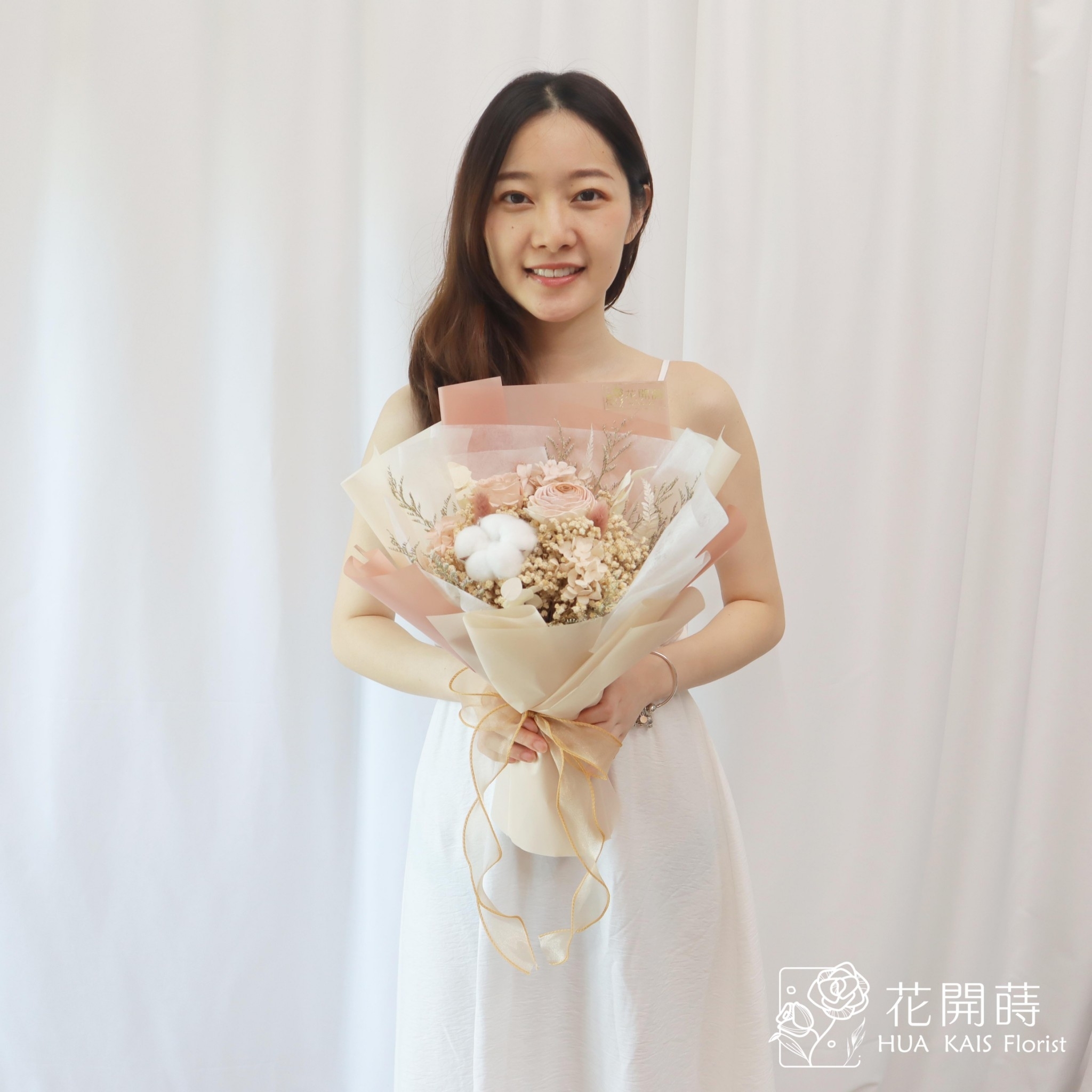 永生花束|伯爵牛奶(M)|告白花束|求婚花束|情人節花束|紀念日花束|永生花|畢業花束|儀式感|紀念日