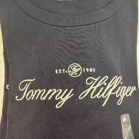 [S] TOMMY HILFIGER EMBROIDERED SIGNATURE SLIM FIT T-SHIRT,NAVY, 76J4932-410 [FINAL SALE] (STH769)