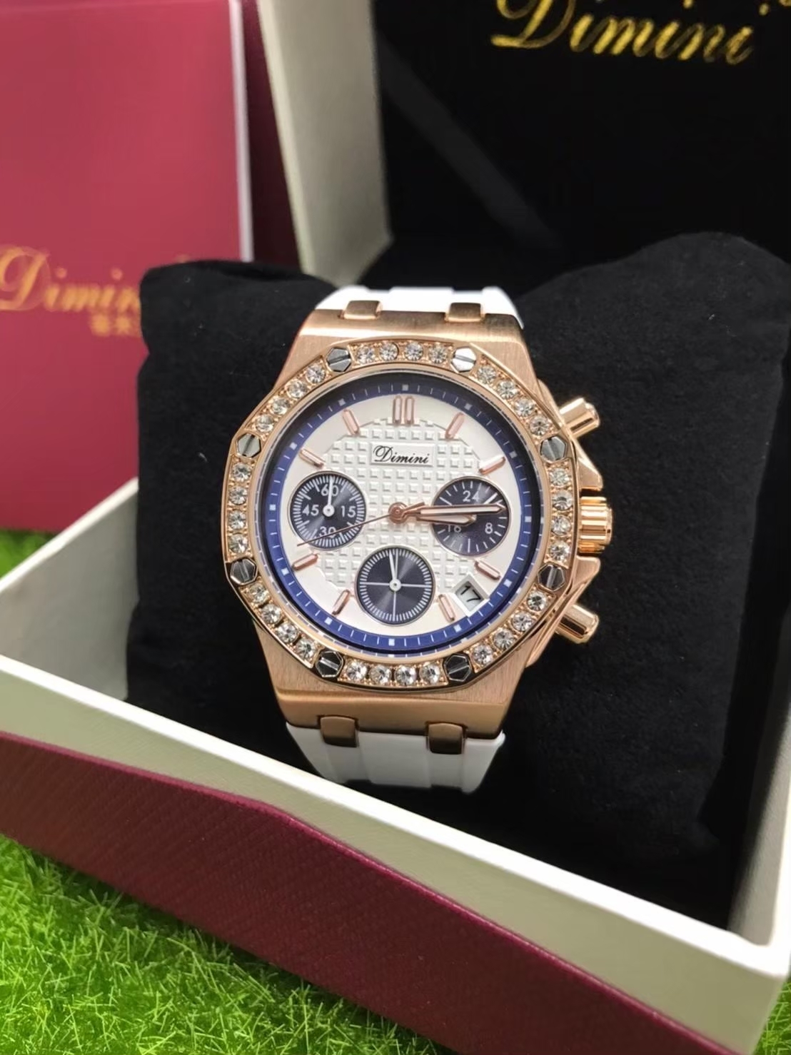 【Dimini 蒂米妮】真三眼帶日期 晶鑽錶圈 玫瑰金框 親膚矽膠腕錶