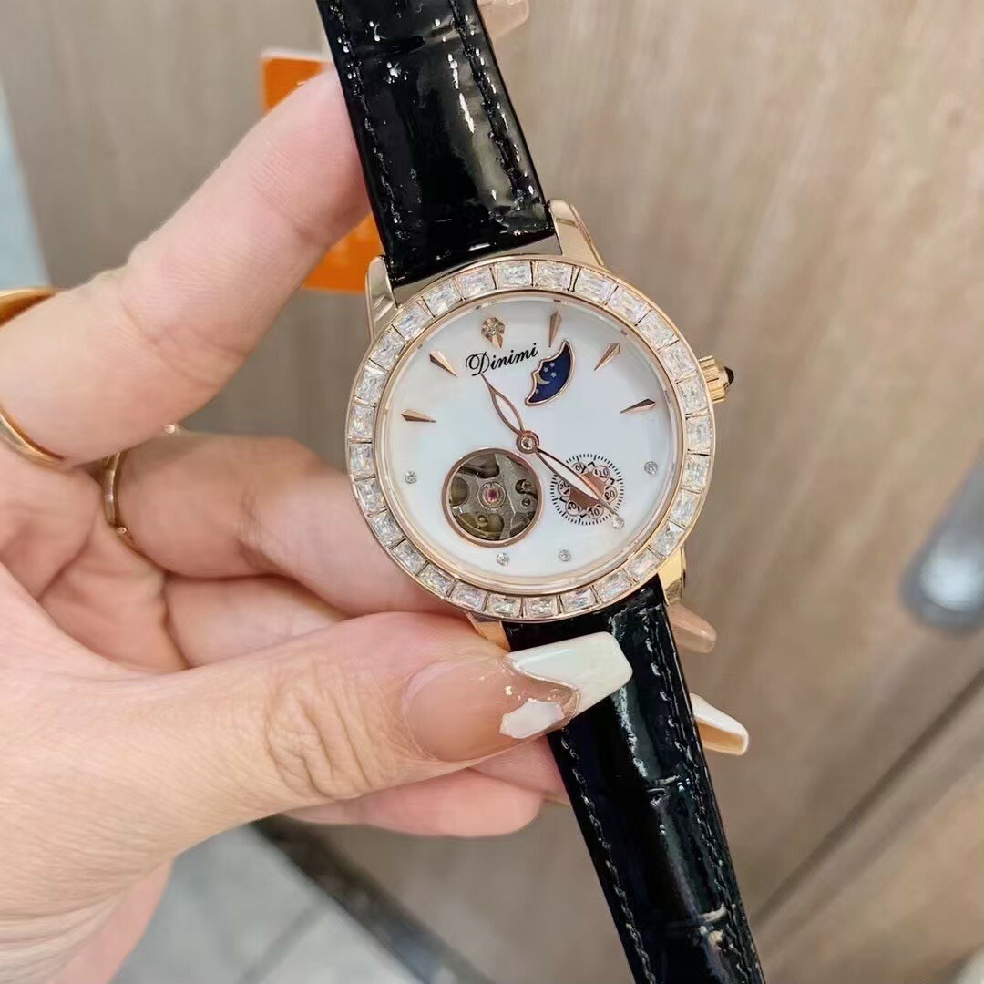 【Dimini 蒂米妮】日月星辰 晶鑽標圈 皮革機械腕錶
