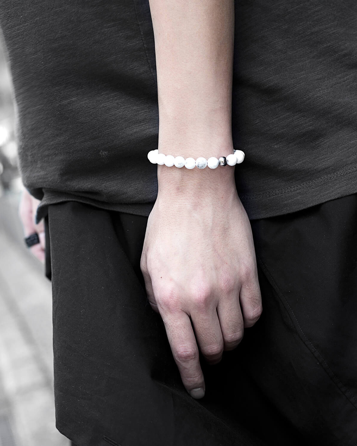 RECOVERY 亮面8MM串珠手環 (白)