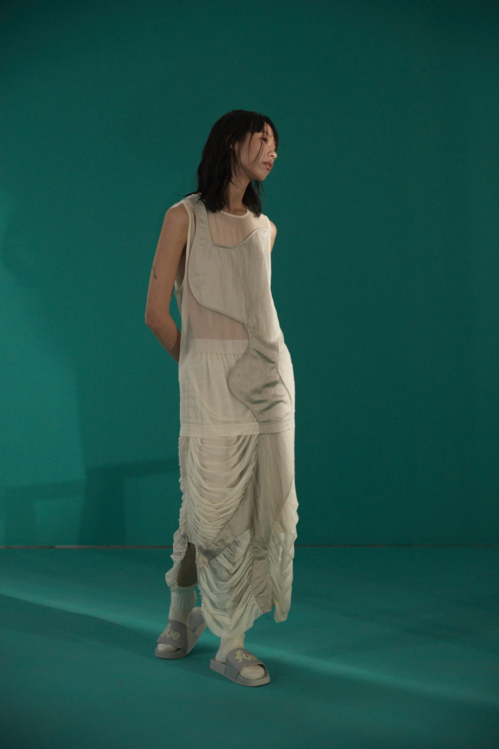 鬆緊皺皺剪接長裙