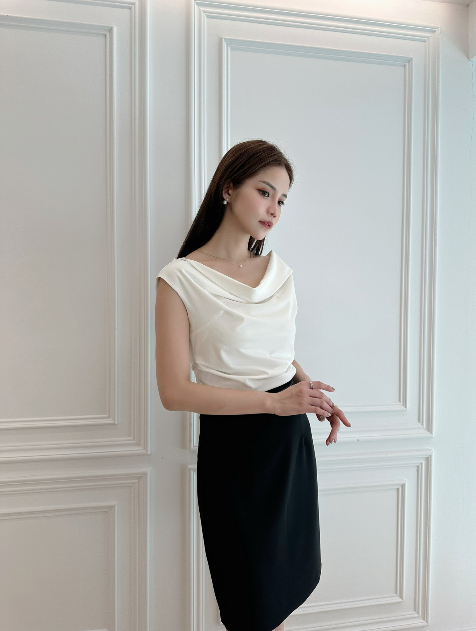 (必收款!)船型領素面上衣