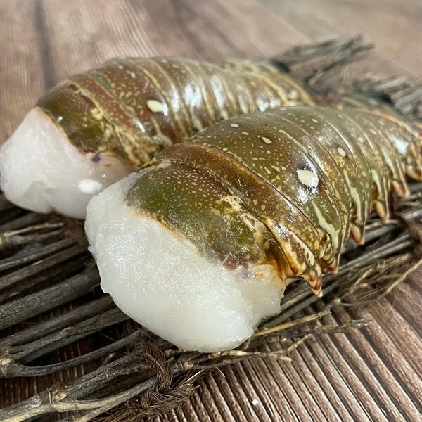 龍蝦身 210g/尾