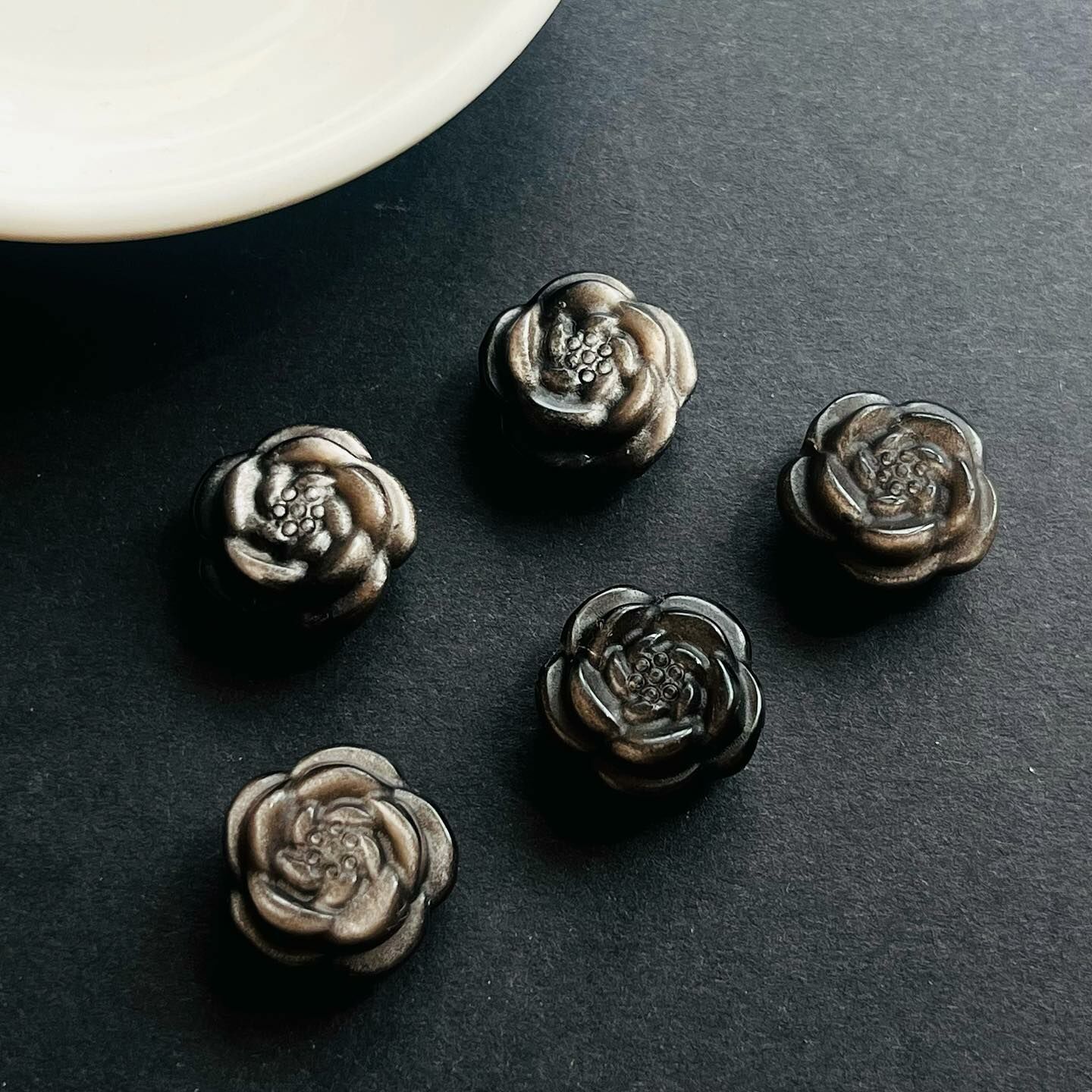 [原石] 銀曜石玫瑰花