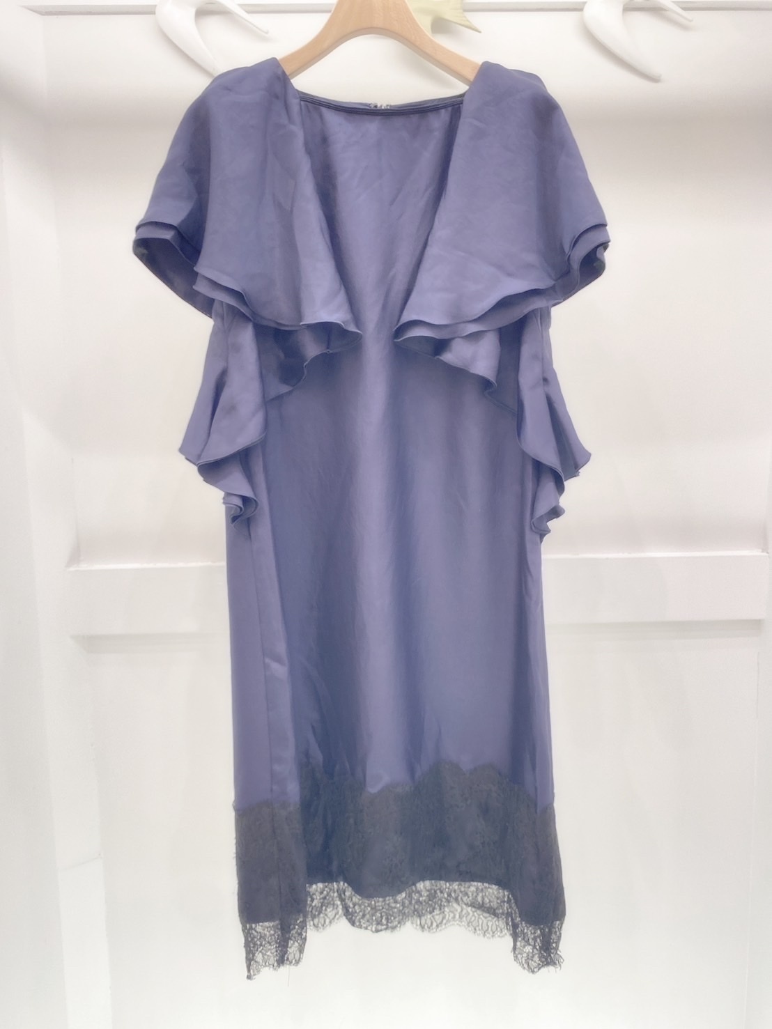 荷袖絲質lace洋裝