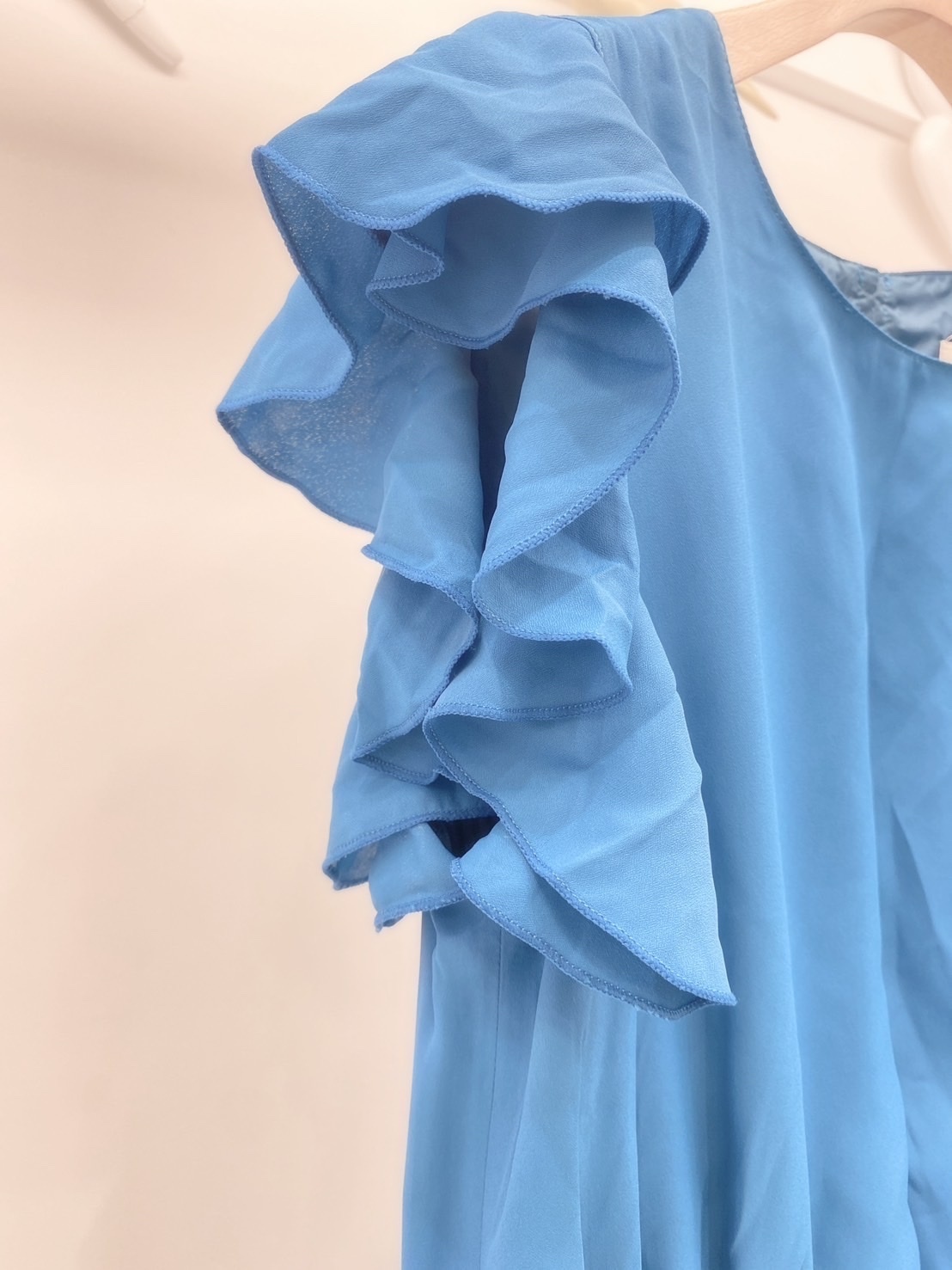 袖荷葉雪紡洋裝