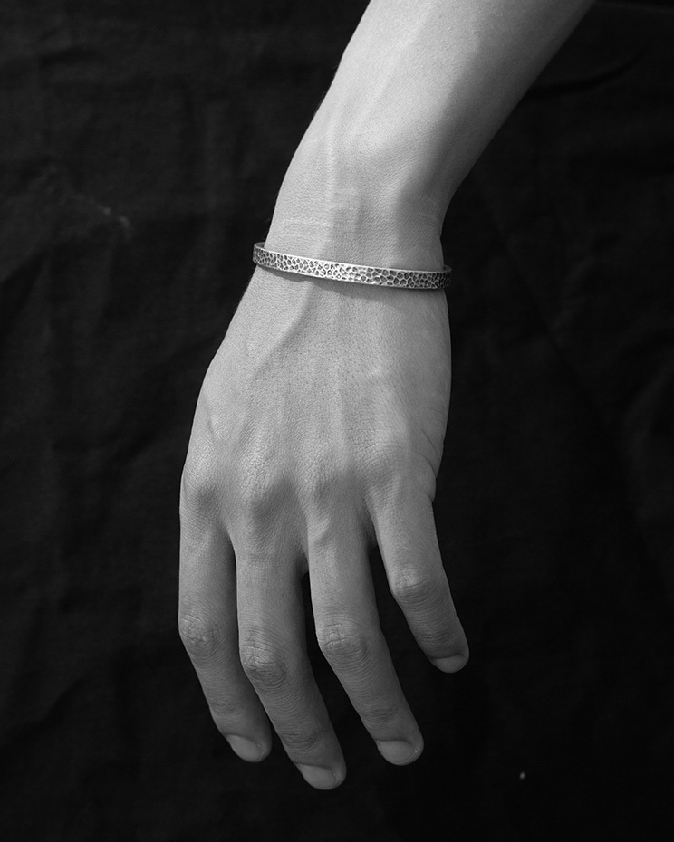 RECOVERY 彈痕鋯石手鐲 (古銀)