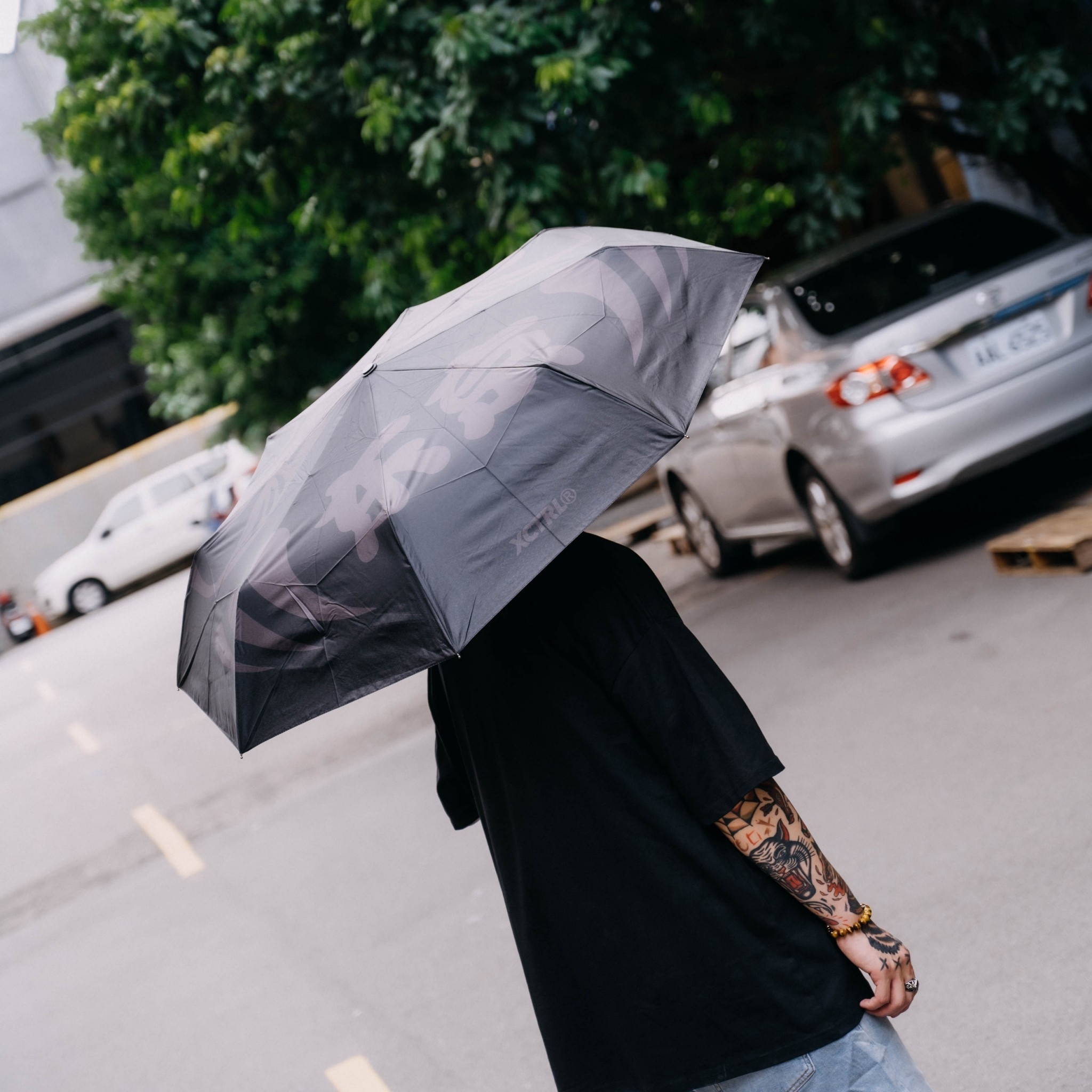 XCTRL 東京達摩自動折疊傘- 黑(23吋)