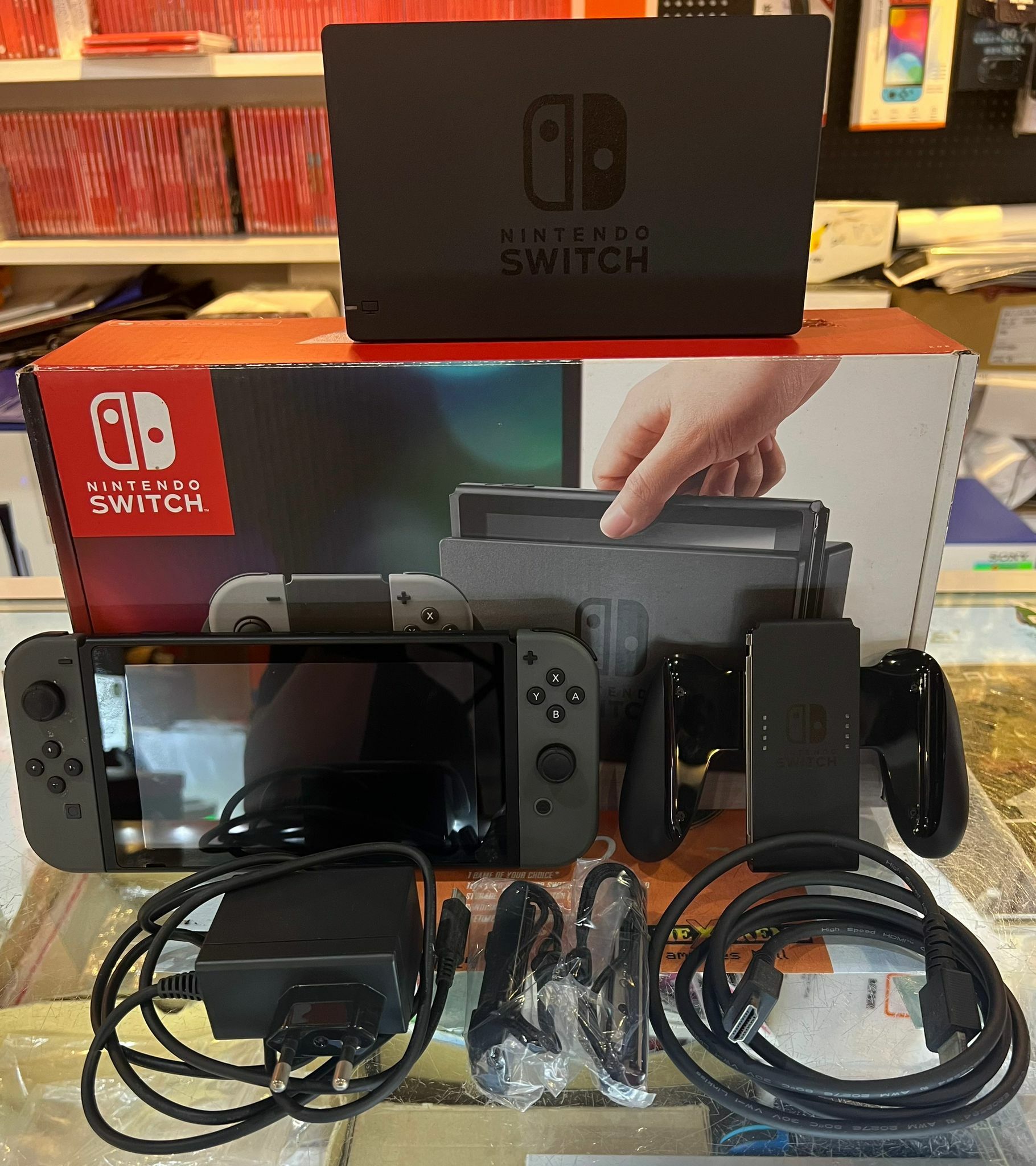 Pre-Owned Nintendo Switch Gen 1 console