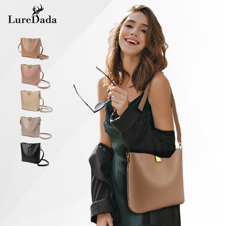 𝐋𝐮𝐫𝐞𝐝𝐚𝐝𝐚 簡約馬扣水桶包