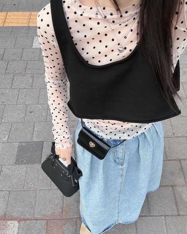 FLOWERS BLOOM點點內搭 - Black