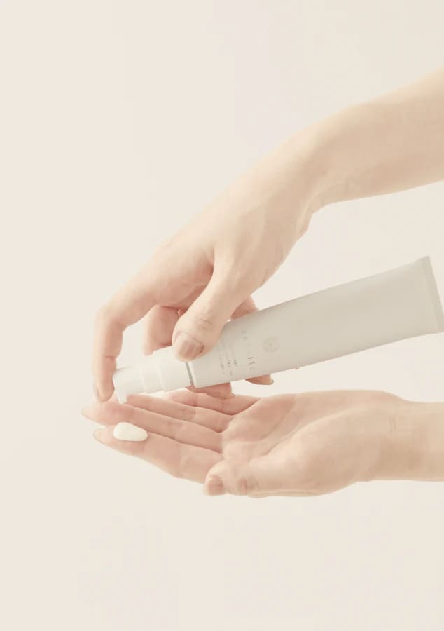 FATUITE Brightest Multi Protection Day Emulsion SPF37 PA+++ 50ml