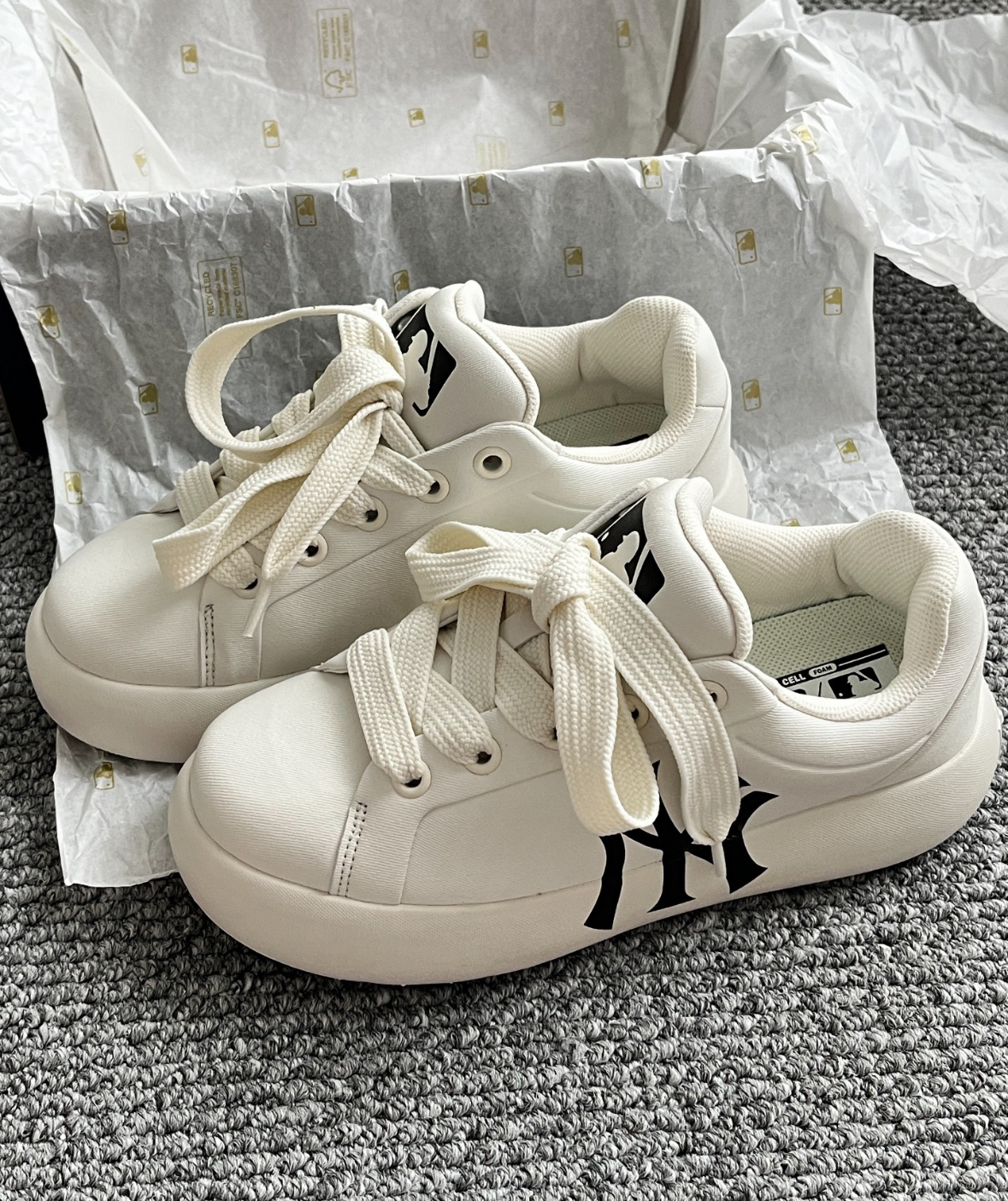 MLB 胖寬造型麵包鞋 厚底 增高 粗鞋帶 小白鞋/預購