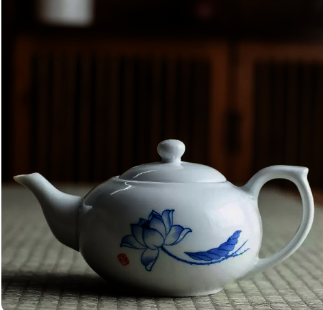 New ceramic single pot teapot (Qinglian Yaqu) length 15CM height 8.5CM capacity 230ML