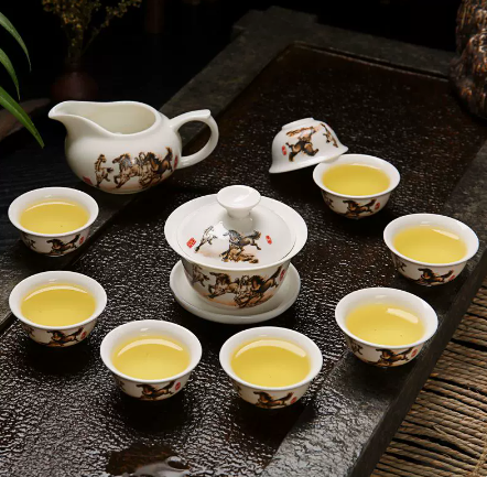New 10-head 8-cup tureen kung fu tea set (bowl galloping horse)
