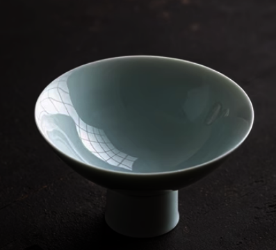 New retro high-legged ceramic tea tray (pink green) (size: length 12.5CM, height 7.5CM)