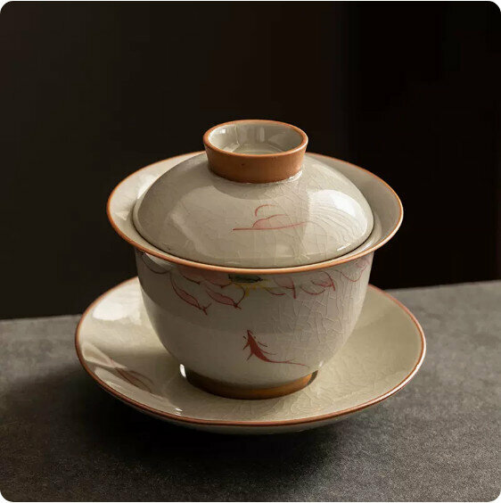 Hotly Recommended Ge Kiln Hand-Painted Sancai Bowl [Fish Show]