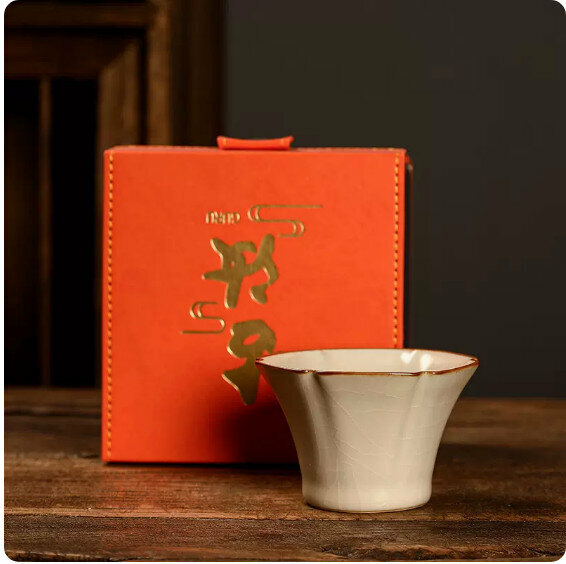 Hot Recommended Beige Ru Kiln Master Cup [Liuhe-Gift Box]