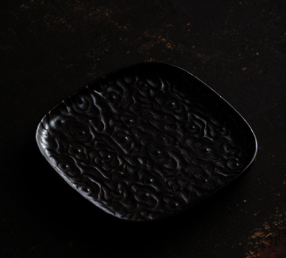 New Chinese style ceramic refreshment tray (Guanzen Xiangyun square tray small size - black gold) (size: length 15.3CM*height 1.5CM)