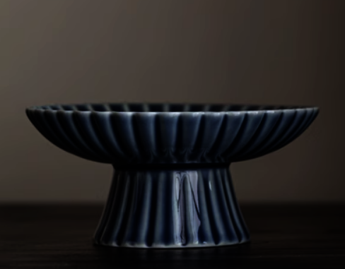 Hotly recommended retro sunflower-shaped tall ceramic tea tray (medium size - Jilan) (size: length 13CM*height 9CM)