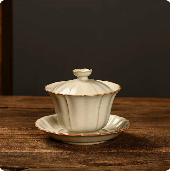 Best Selling Beige Ru Kiln Sancai Bowl [Plum Blossom]