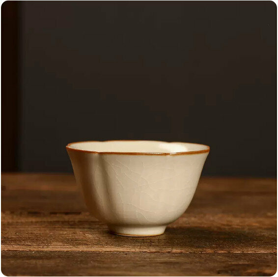 Hot Selling Beige Ru Kiln Kung Fu Tea Cup [Liuhe Cup]