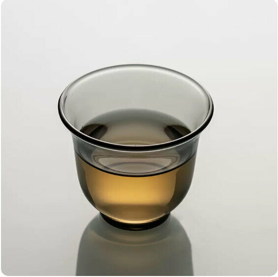 Hot push heat-resistant glass small tea cup [green gray-reflective cup]
