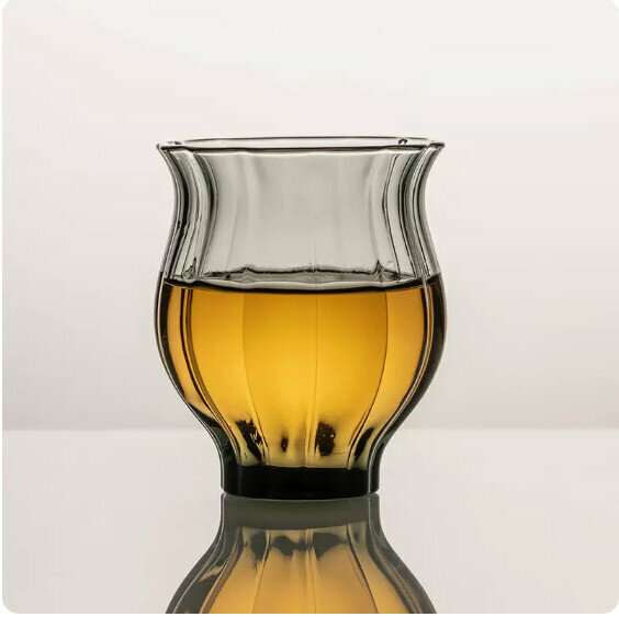 Hotly recommended household high-temperature-resistant glass tea cup [green gray-narcissus cup]