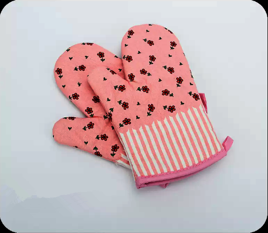 New heat-insulating anti-scalding gloves (candy pink) (specification: 28*18CM)